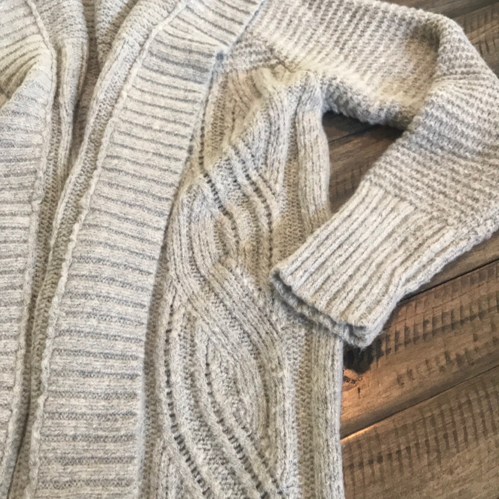Sweater - Picture 3 of 5